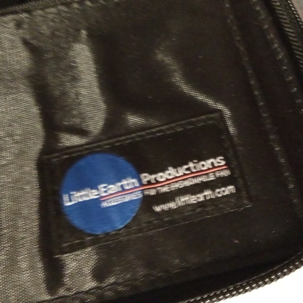 Indianapolis Colts Purse and Matching Wristlet Get Ready for Football - Picture 3 of 7
